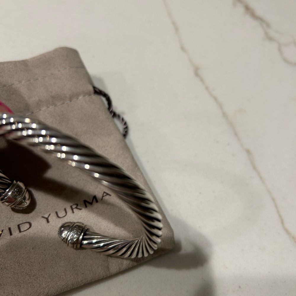 David Yurman 7mm diamond cable bracelet - Picture 7 of 10